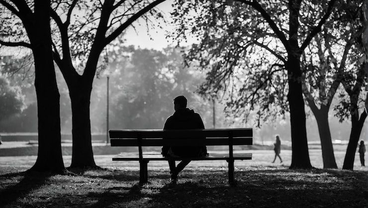 مقابله با ترس از آینده در جامعه پرچالش: راهکارهای عملی و روانشناختی مقابله با ترس از آینده در جامعه پرچالش: راهکارهای عملی و روانشناختی